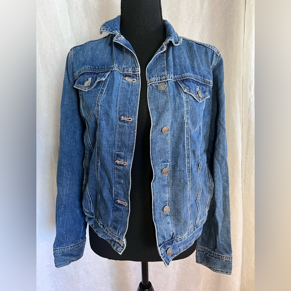 EXPRESS denim jacket Bundle & save 30% off 2+ items